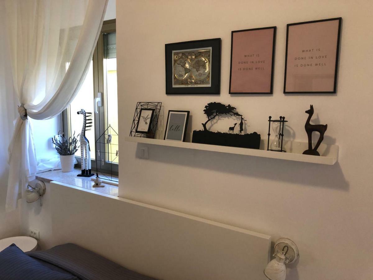 Apartment Check In พูลา ภายนอก รูปภาพ
